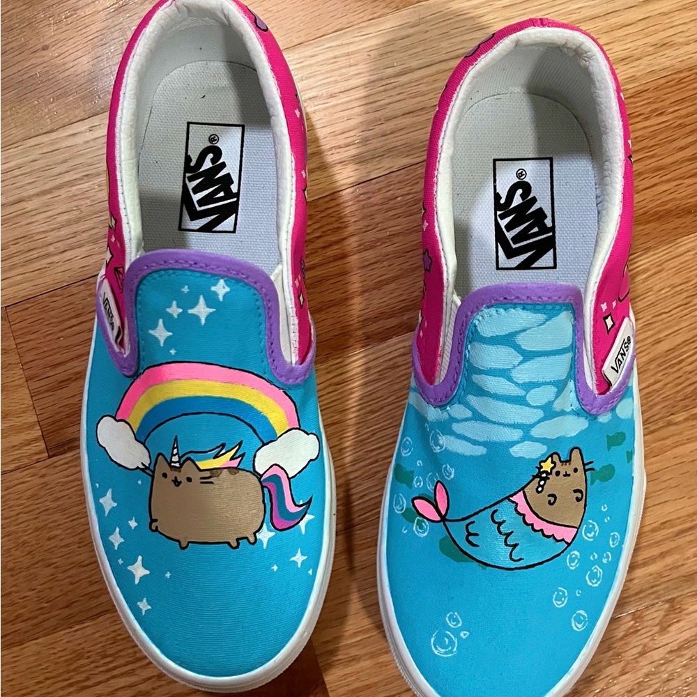 Vans Pusheen hand painted NWOT size 1